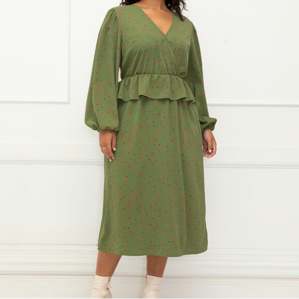 ELOQUII Elements collection Midi with Pep Lum
